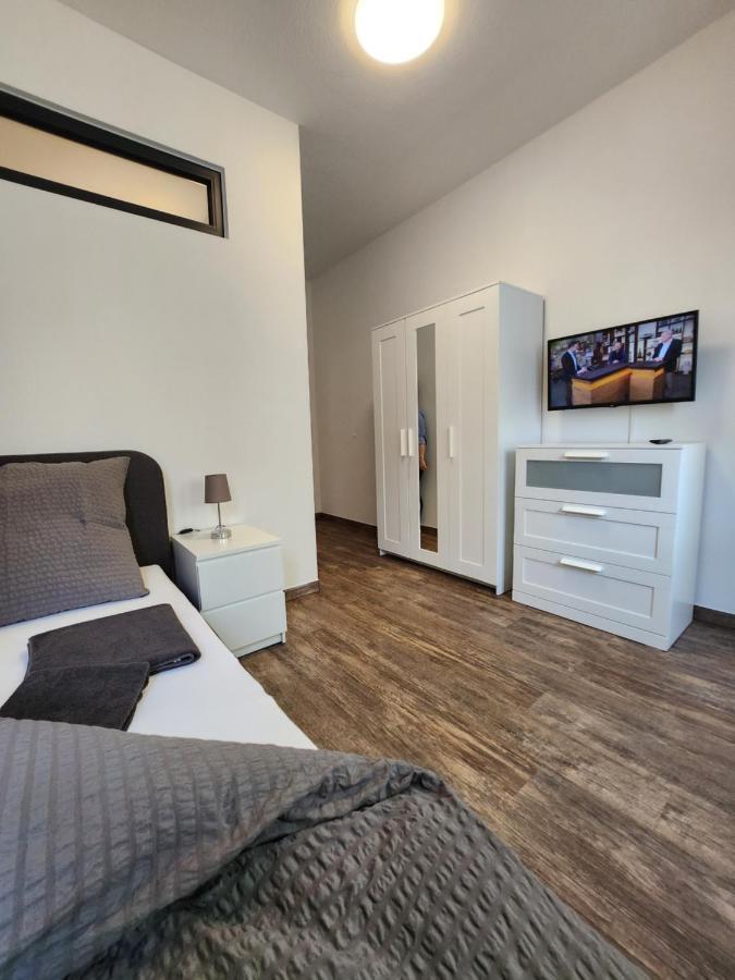 Monteurzimmer In Bielefeld - Mitte Extérieur photo